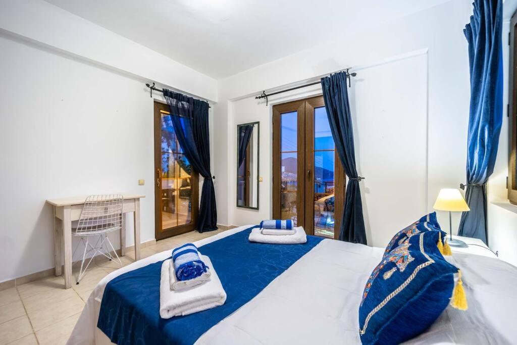 Azure Apartment With Sea View In คัลคัน ภายนอก รูปภาพ