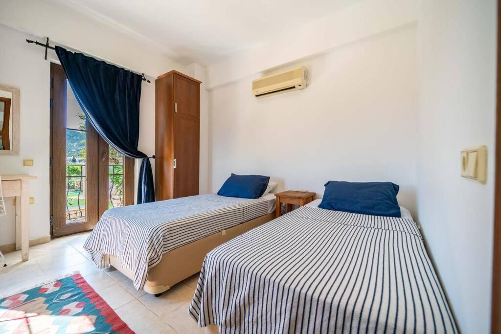 Azure Apartment With Sea View In คัลคัน ภายนอก รูปภาพ