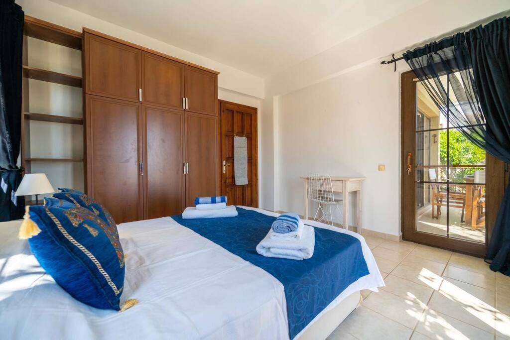 Azure Apartment With Sea View In คัลคัน ภายนอก รูปภาพ